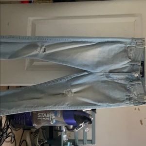 hollister light wash jeans